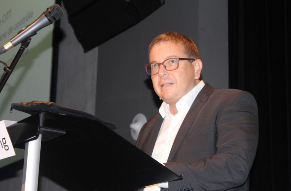 Bildschirmfoto 2021-11-04 um 16.49.56