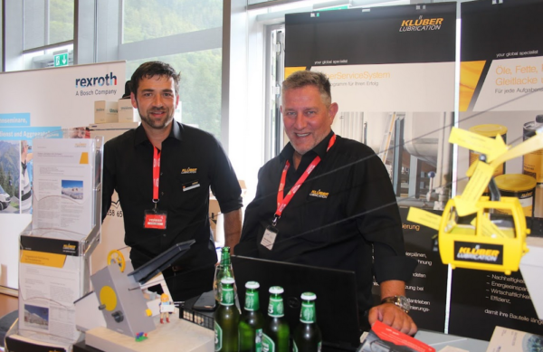 Bildschirmfoto 2021-11-04 um 16.50.35