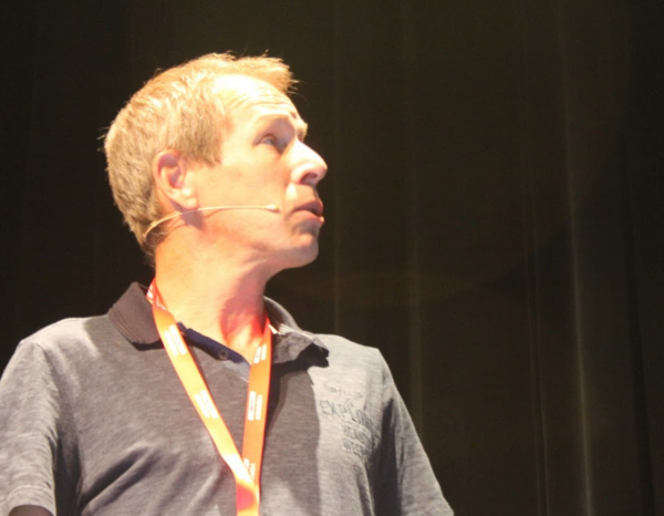 Bildschirmfoto 2021-11-04 um 17.23.03