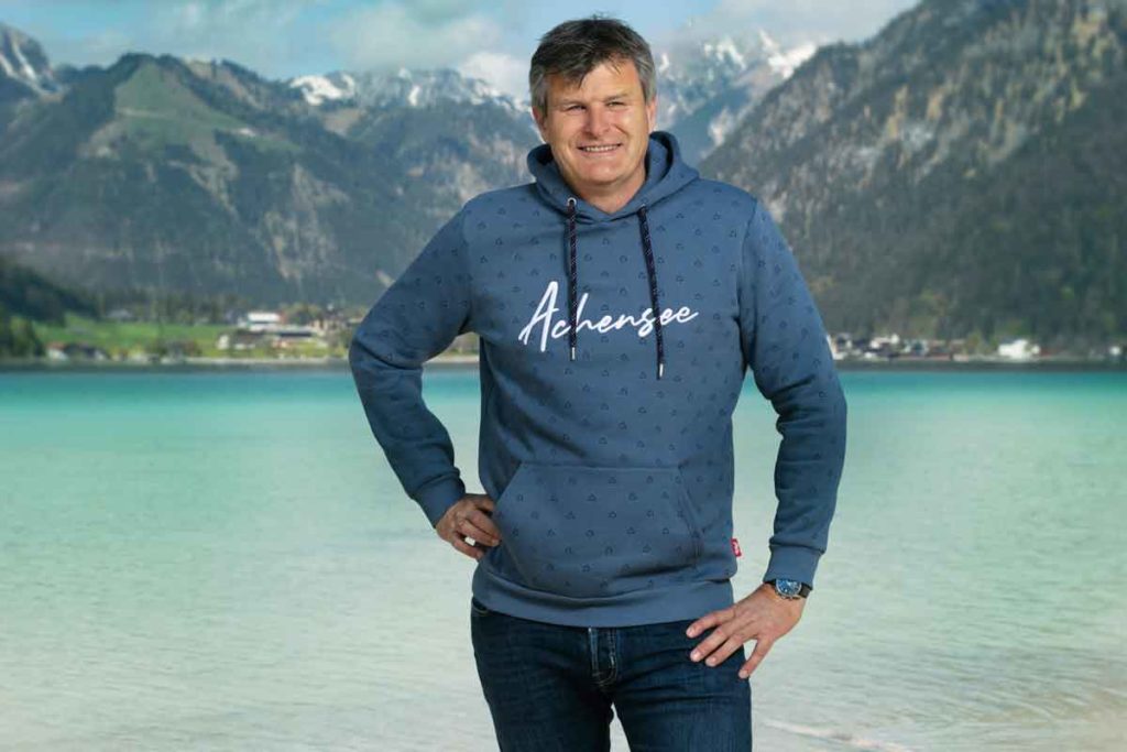 webInnovative-Gästeinformation-Am-Achensee-fließen-alle-Daten-zusammen—3