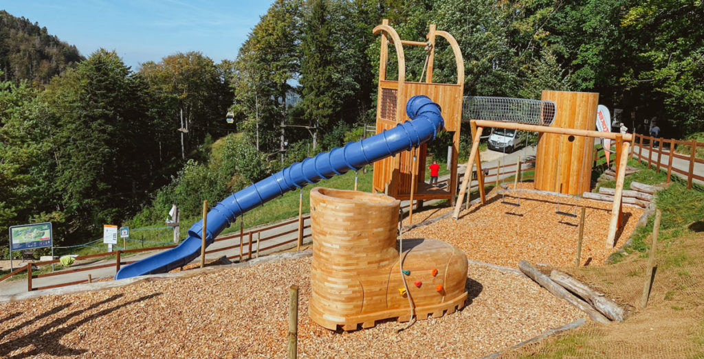 webWasserfallen-Spielplatz