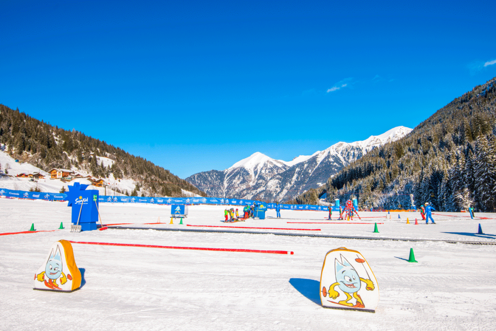 web2023-02-15_Sunny-Stuff_Kinderland_c.by-Skischule-Bad-Hofgastein-(AT)-(1)